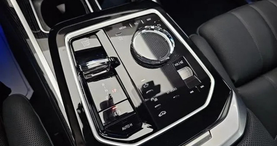 Bmw 7-Series 