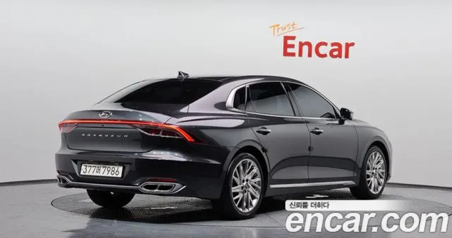 Hyundai Grandeur 