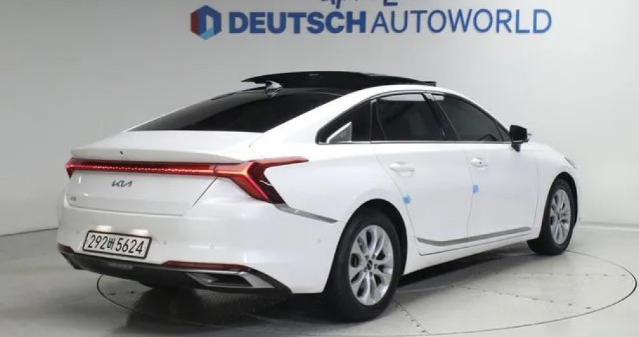 Kia K8 
