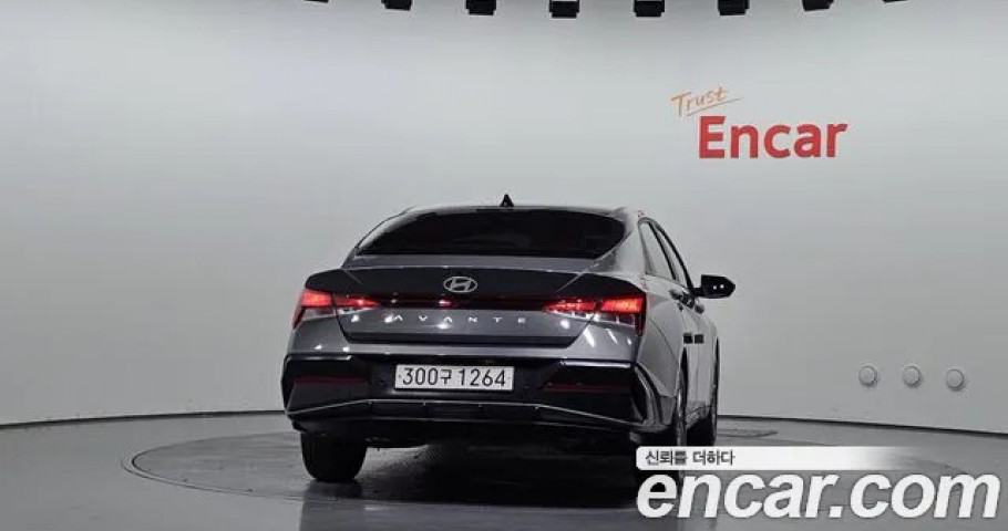 Hyundai Avante (Elantra) 