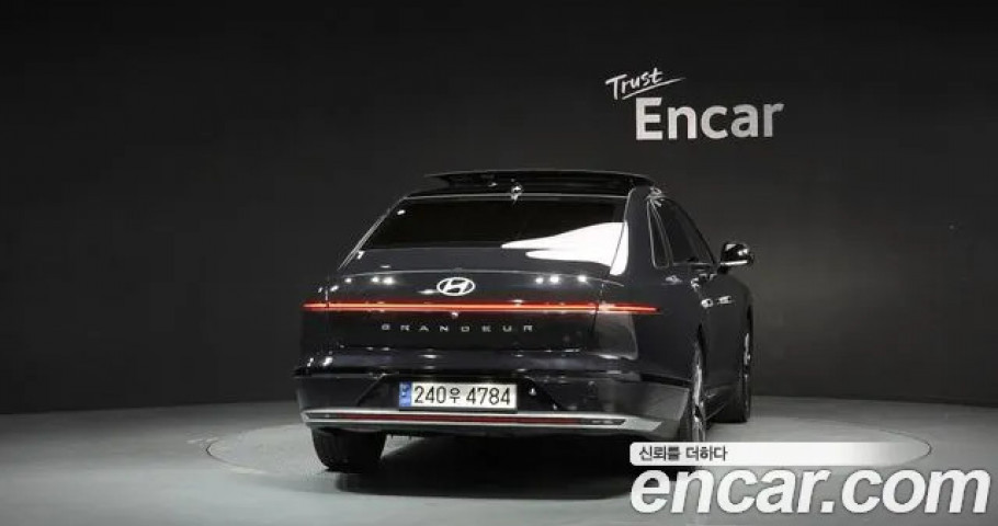 Hyundai Grandeur 