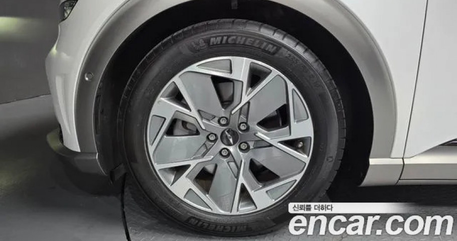 Genesis Gv60 