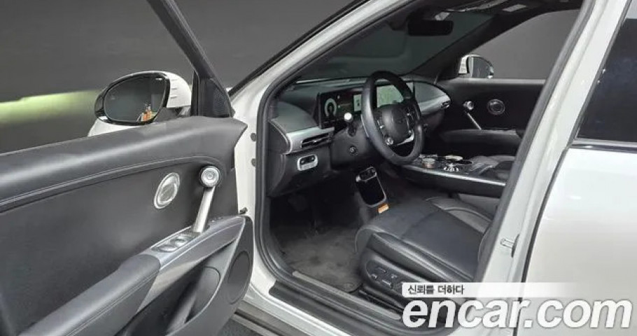 Genesis Gv60 