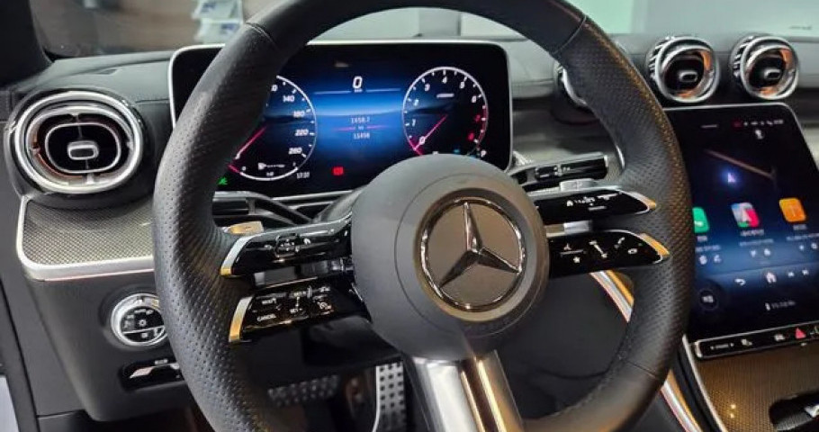 Mercedes-Benz Cle-Class 