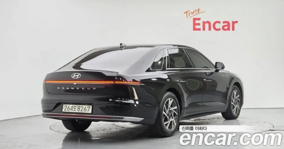 Hyundai Grandeur 