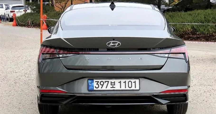 Hyundai Avante (Elantra) 