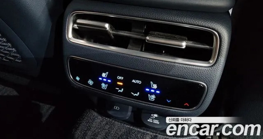 Genesis Gv70 