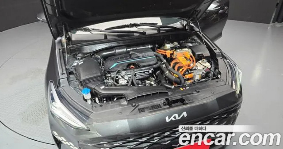 Kia K8 
