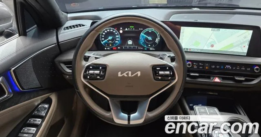 Kia K8 