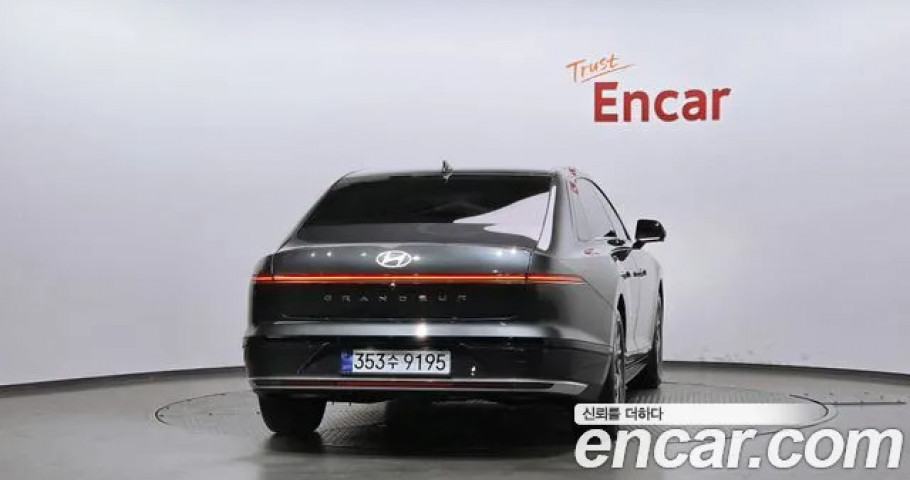 Hyundai Grandeur 