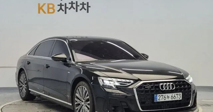 Audi A8 