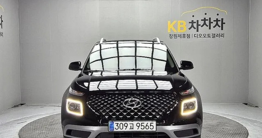 Hyundai Venue 