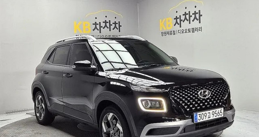 Hyundai Venue 
