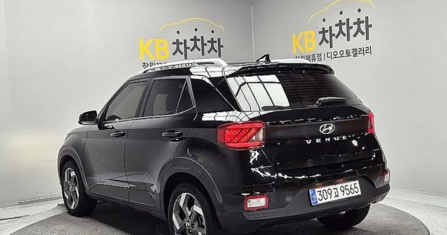 Hyundai Venue 