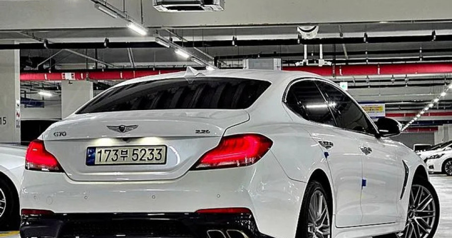 Genesis G70 