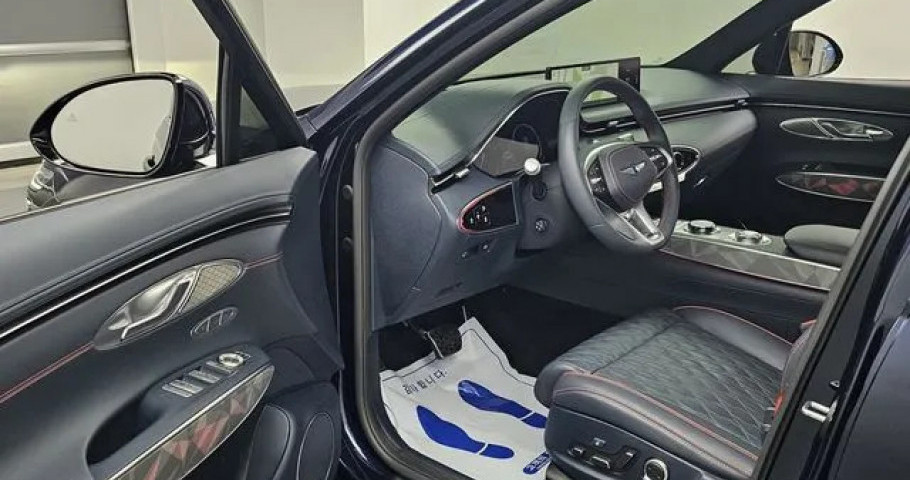 Genesis Gv70 