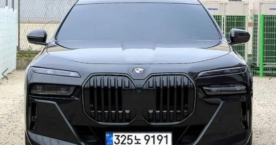 Bmw 7-Series 