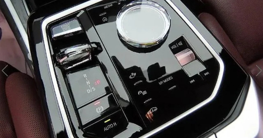 Bmw 7-Series 