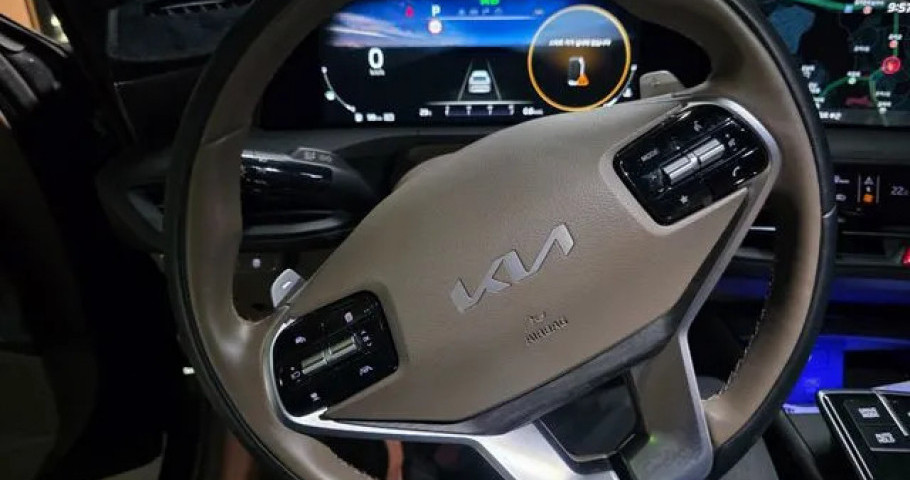 Kia K8 