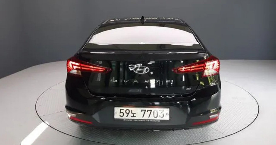 Hyundai Avante (Elantra) 