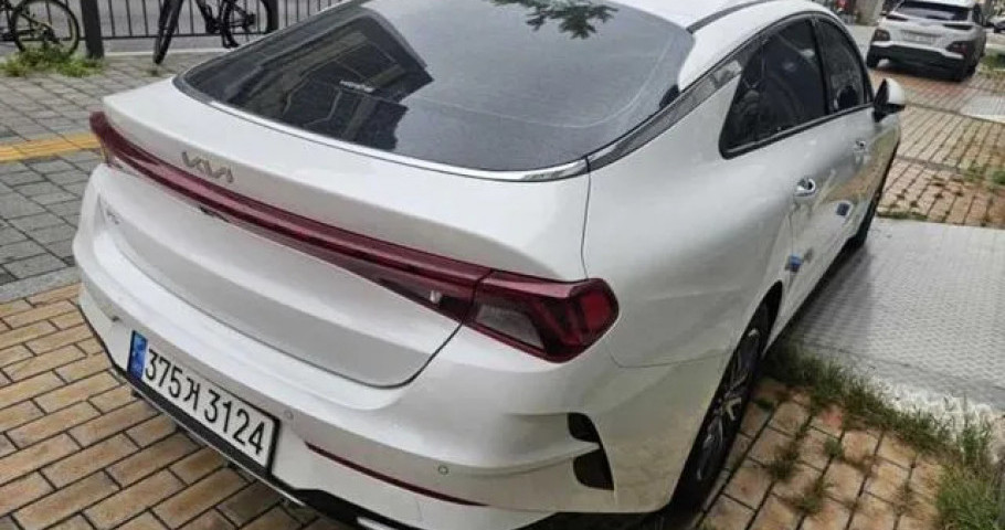 Kia K5 