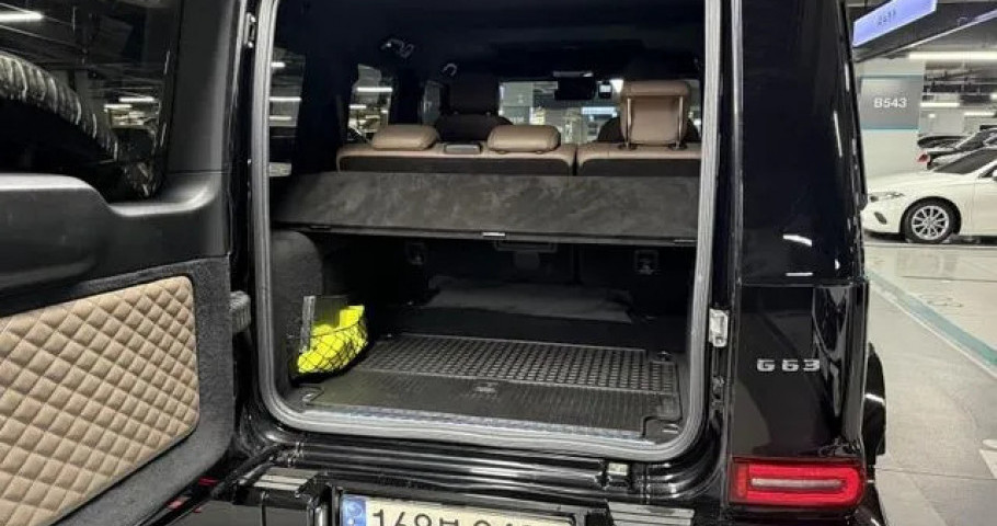 Mercedes-Benz G-Class 