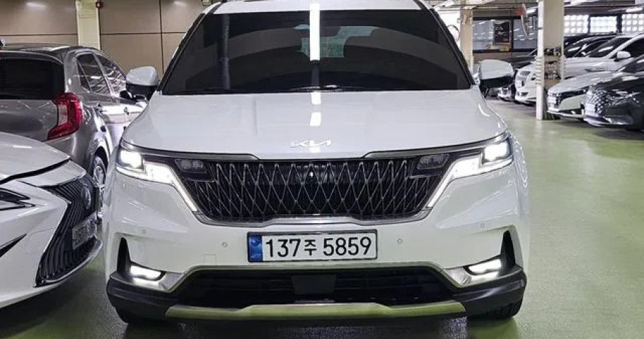 Kia Carnival 