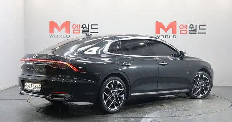 Hyundai Grandeur 