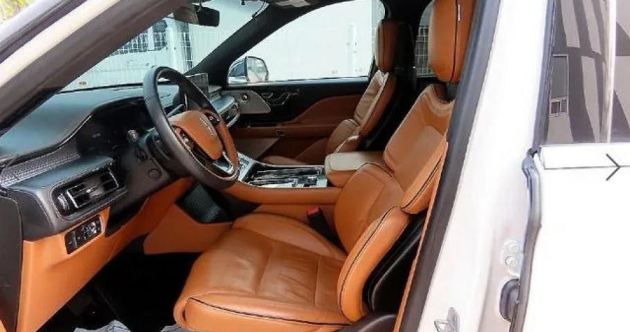 Lincoln Aviator 