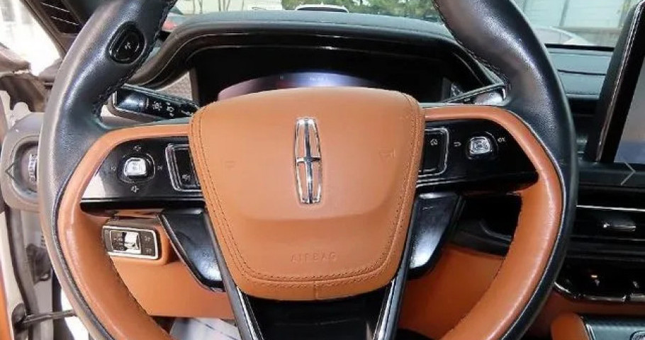 Lincoln Aviator 
