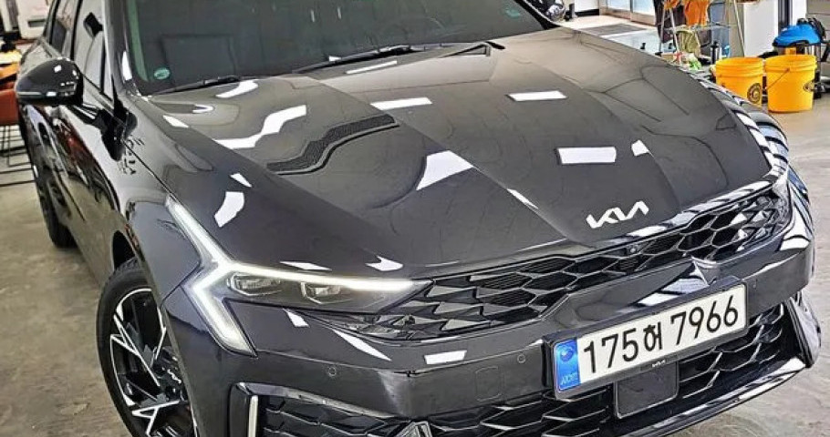 Kia K5 