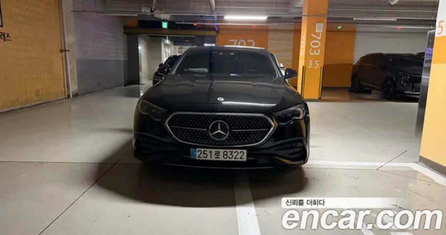 Mercedes-Benz E-Class 