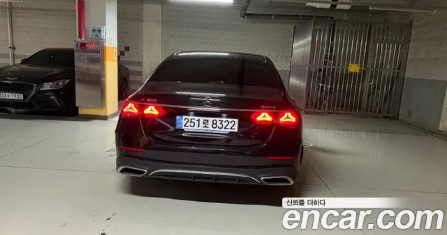 Mercedes-Benz E-Class 