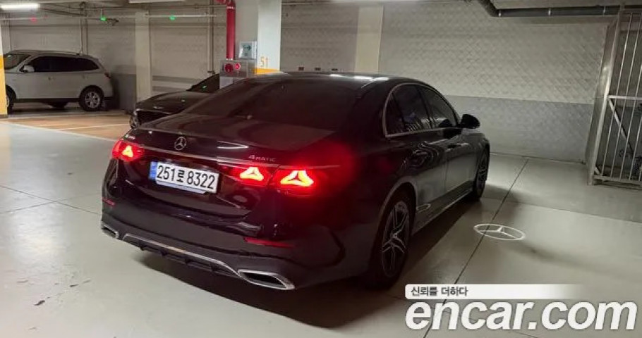 Mercedes-Benz E-Class 