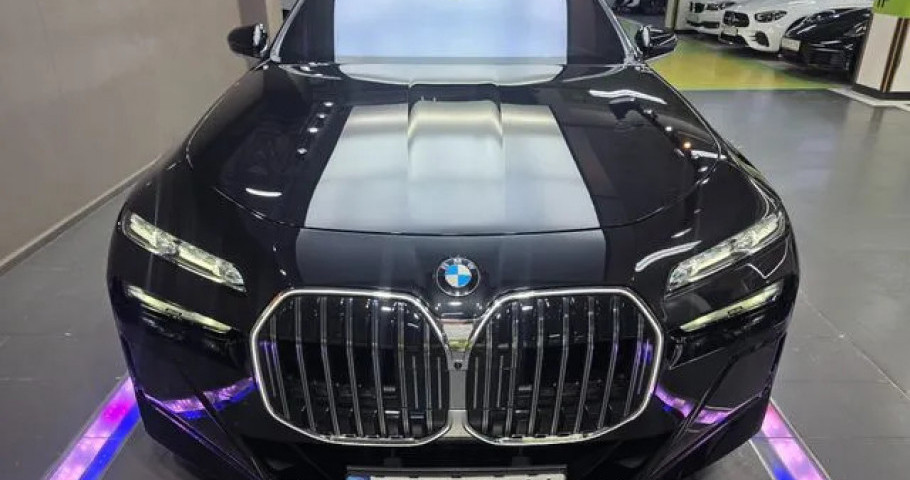 Bmw 7-Series 