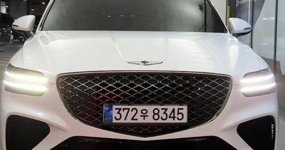 Genesis Gv70 