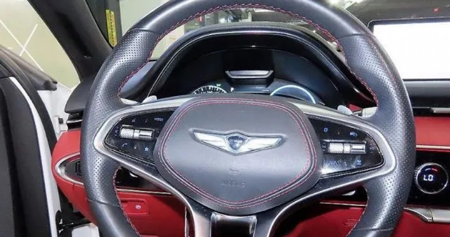 Genesis Gv70 