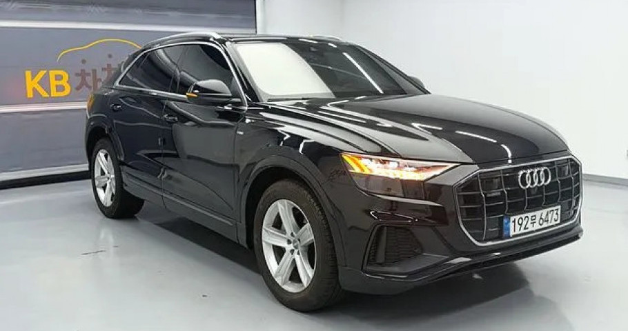 Audi Q8 