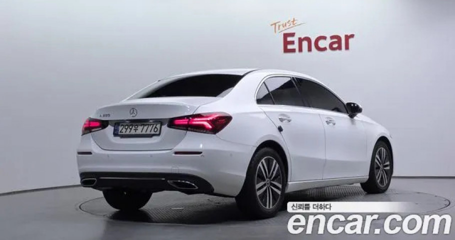 Mercedes-Benz A-Class 