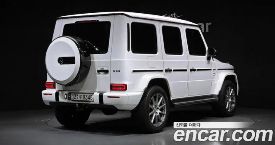 Mercedes-Benz G-Class 