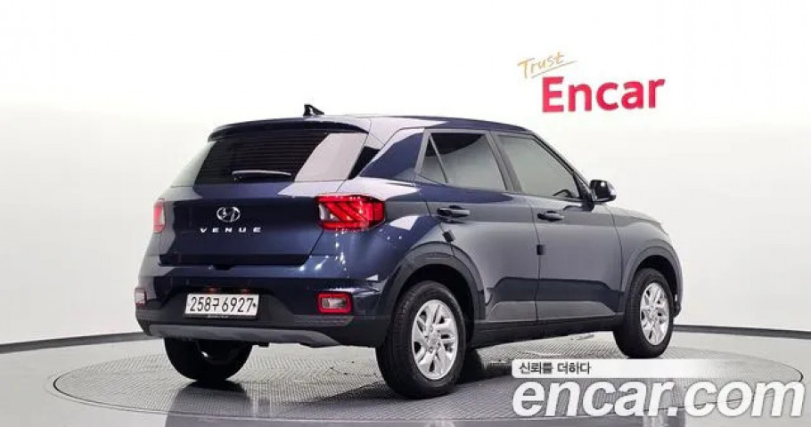 Hyundai Venue 