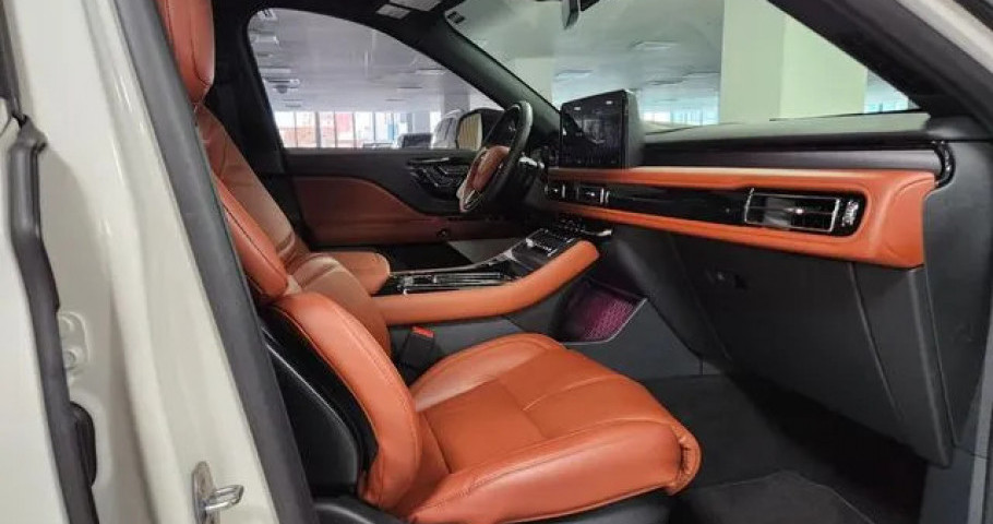 Lincoln Aviator 