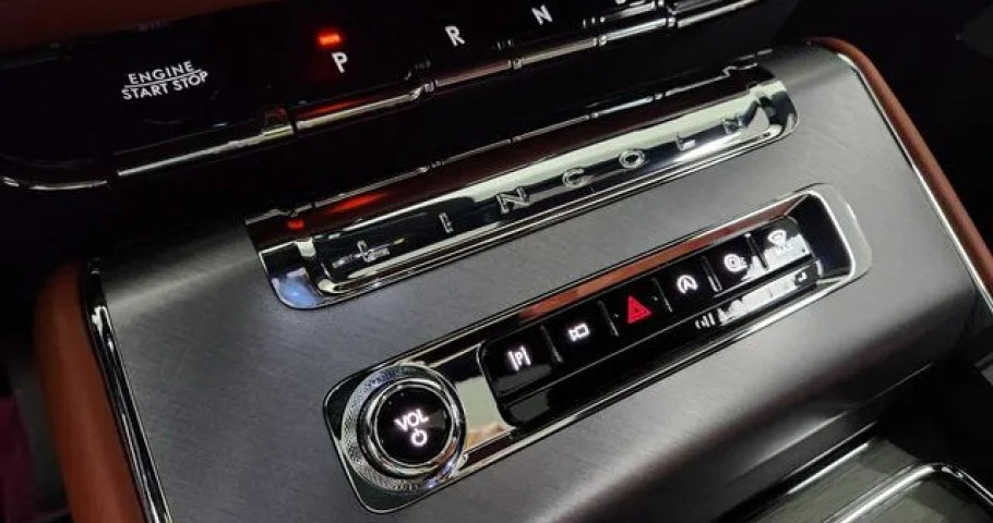 Lincoln Aviator 