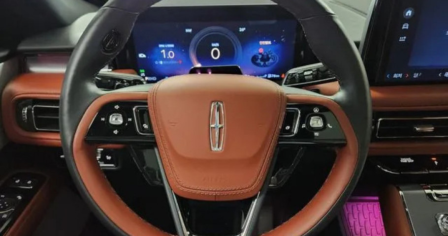 Lincoln Aviator 