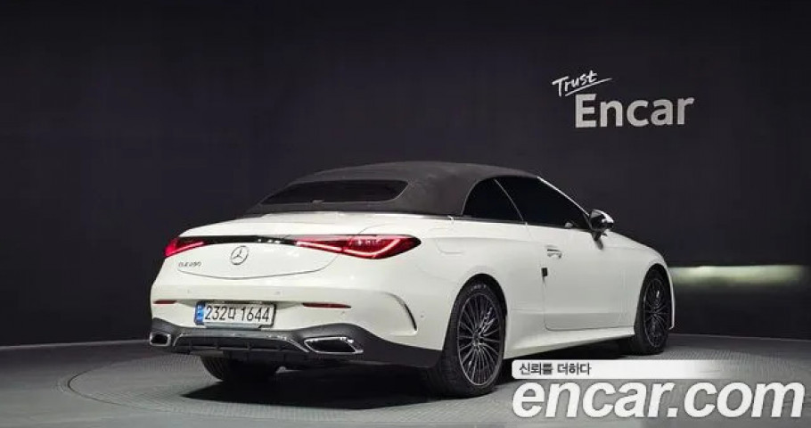 Mercedes-Benz Cle-Class 