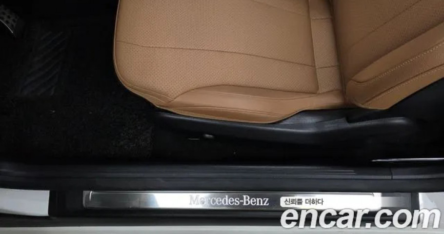 Mercedes-Benz Cle-Class 