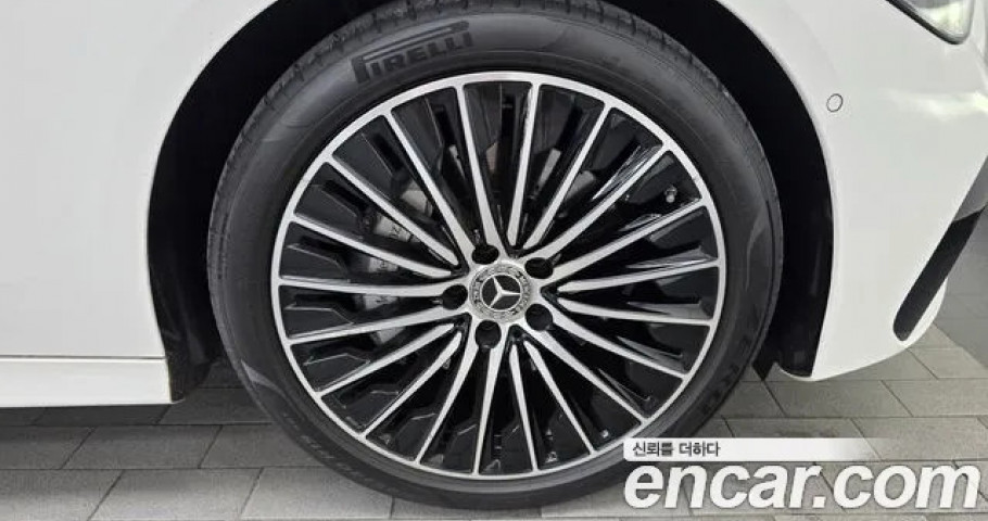 Mercedes-Benz Cle-Class 