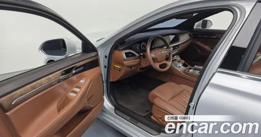 Genesis G90 