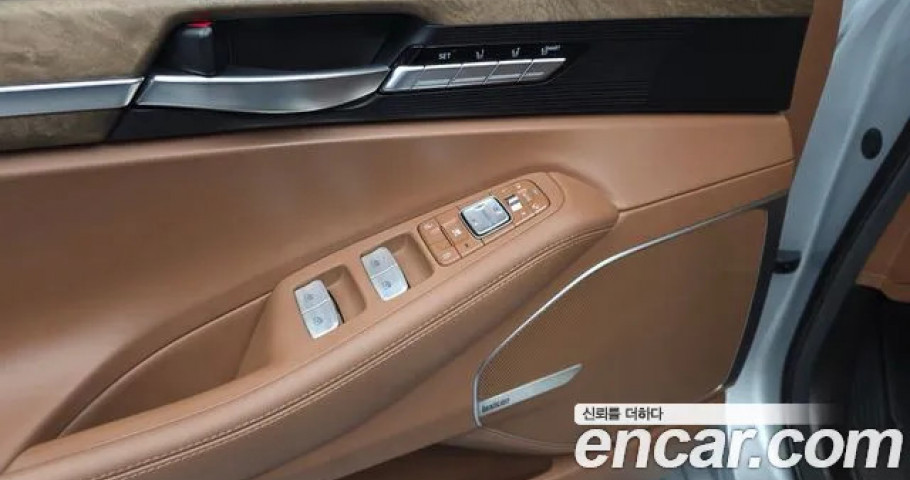 Genesis G90 