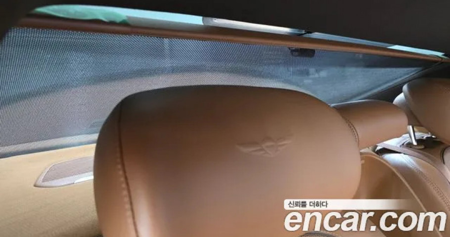 Genesis G90 